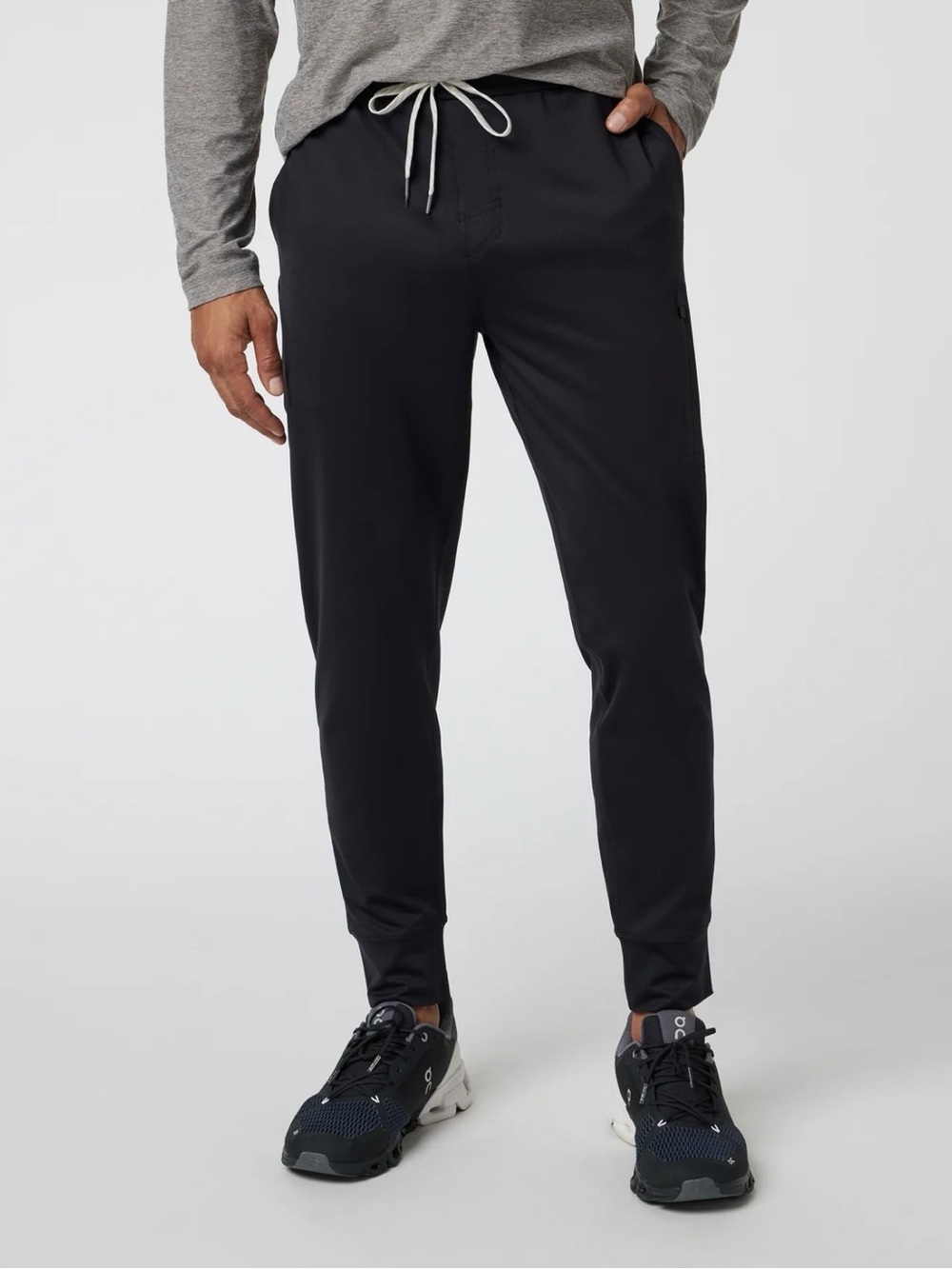Vuori Sunday Performance Jogger  Pants with White Drawstring Black Sz Large